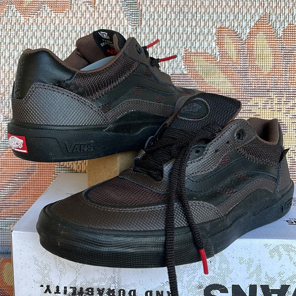 Vans WMNS Wayvee
(Justin Henry) Coffebean
VN0A5JIA8AC
Sneakers G - Picture 9 of 16